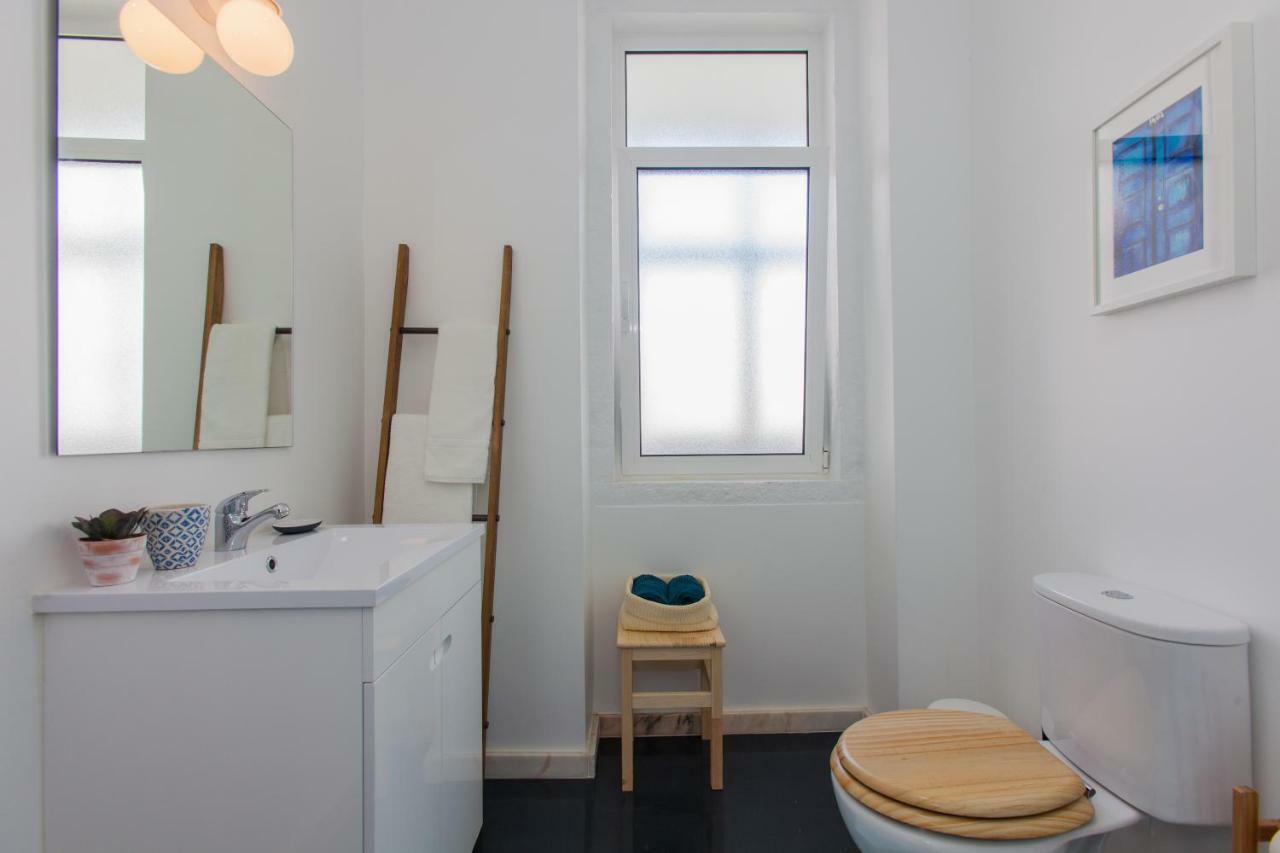 Typical Light Filled Graca Apt W Ac, By Timecooler Lissabon Exterior foto